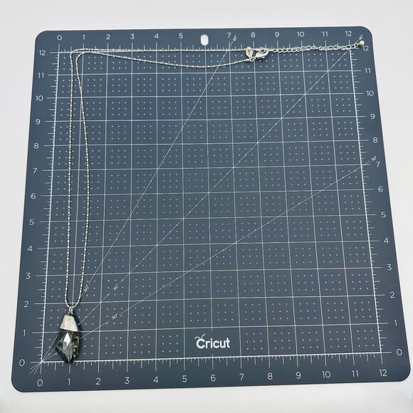 Chicos Necklace Clear Faceted Crystal Pendant 1.75" Ball Chain Jewelry 40" - Picture 7 of 8